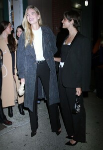 taylor-hill-and-daphne-groeneveld-arrives-at-gigi-hadid-s-guest-in-residence-store-opening-in-new-york-10-19-2023-5.jpg