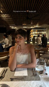 taylor_hill-387686785043812_6671211501199633756_n.thumb.jpg.6ed43fb5d1863048fa9f7f689f83b621.jpg