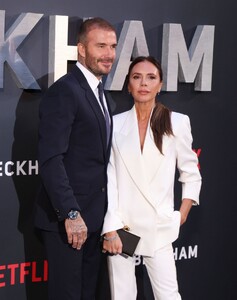 victoria-and-david-beckham-at-netflix-beckham-uk-premiere-in-london-10-03-2023-2.jpg