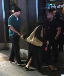 zoe-kravitz-and-channing-tatum-arrives-at-taylor-swift-s-electric-lady-studios-party-05-16-2023-0.jpg