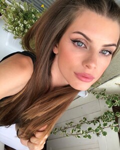 (213).thumb.jpg.64a592fc76d1b0d57fc84805922907e0.jpg