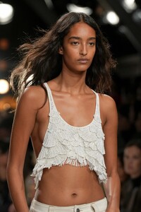 00022-isabel-marant-spring-2023-ready-to-wear-details-credit-brand.thumb.jpg.845ec5a2c7edf2f7666803d335f61492.jpg
