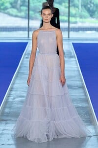 00033-jason-wu-spring-2023-ready-to-wear-credit-gorunway.thumb.jpg.f5c3bc90a12ad00bbbb85c892f3dc012.jpg
