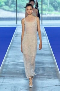 00039-jason-wu-spring-2023-ready-to-wear-credit-gorunway.thumb.jpg.093182ac06179ccc7cf3963c9cba1e77.jpg