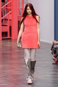 00059-fendi-spring-2023-ready-to-wear-credit-gorunway.thumb.jpg.b0acdb3ca1379606bb516bb87936546d.jpg