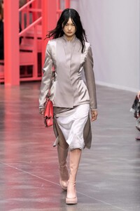 00060-fendi-spring-2023-ready-to-wear-credit-gorunway.thumb.jpg.7d376ee83e23c0bf906b079c8985b031.jpg