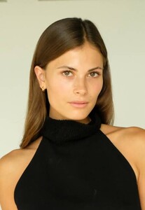 02-christina-teufel-polas-caro-9ef40f602-6692-4e028-8365-09b43eeaa3b4.jpg