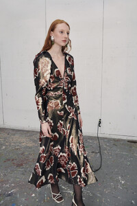 030-Tanya-Taylor-Fall-2022-ready-to-wear-credit-Matthew-Kristall.thumb.jpg.1638e1e5a0d13b4e11f070833a794178.jpg