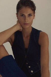 1-christina-teufel-mainbook-fd033e19-3958-457d-9e41-49dbf57bc610.jpg