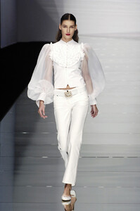 105525856_valentino-ss034.thumb.jpg.6bd7d3d5c39ce41fe6432f7f96b91ebe.jpg