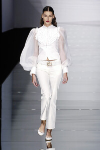 105525858_valentino-ss035.thumb.jpg.36abf383a02d09ff8808b03305334c6f.jpg