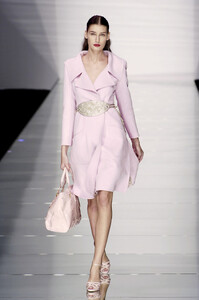 105526351_valentino-ss098.thumb.jpg.497a6554642459f49b488604cf54c262.jpg