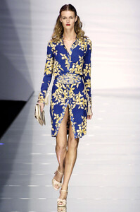 105526412_valentino-ss136.thumb.jpg.4f2f899a9bec4f7473cea5e6a0552281.jpg