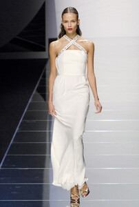 105526565_valentino-ss258.thumb.jpg.e08a7a49968ebba4ad9f621ec6b7a557.jpg