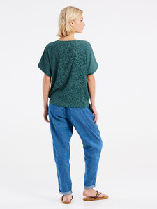 1610331_477_model_back-full_01.jpeg