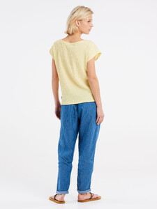 1610931_616_model_back-full_01.jpeg