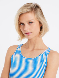 1612231_761_model_detail_01.jpeg