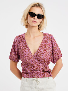 1612631_281_model_front-half_01.jpeg