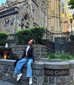 [2023.11.05] alessandraambrosio_398920055_18398537251000670_6156764946282137681_n.jpg