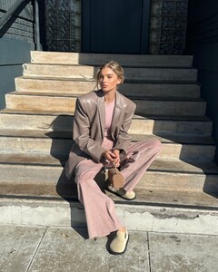 [2023.11.05] hoskelsa_398728198_1090672679011656_760837856257267353_n.jpg