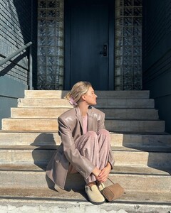 [2023.11.05] hoskelsa_398803007_292993613695881_3294419209513878421_n.jpg