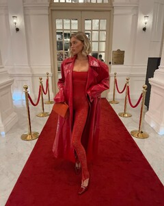 [2023.11.17] hoskelsa_403774890_864412185269031_7027183982680276886_n.jpg