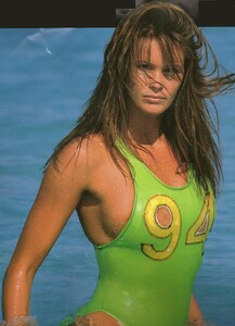 235009560_ElleMacpherson1994Calendar4April_123_515lo.jpg