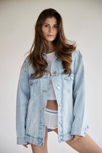25-christina-teufel-mainbook-9479eaa9-fef8-4ae6-b976-c3532129189e.jpg