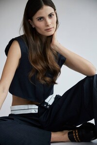 31-christina-teufel-mainbook-ae0790b5-7379-4a6f-9fa4-54f4a3767c2f.jpg