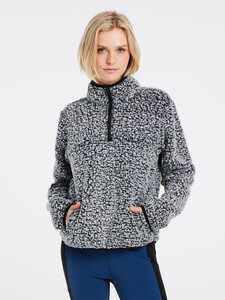 3620432_290_model_front-half_01.jpeg