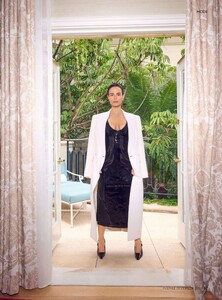 398006925_instyle_12-23_de-4.jpg