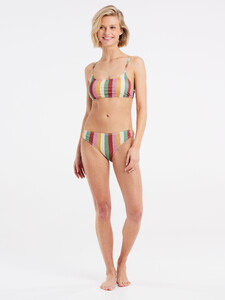 7615531_281_model_front-full_01.jpeg