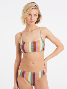 7615531_281_model_front-half_01.jpeg