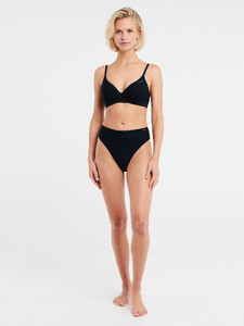 7640100_290_model_front-full_01.jpg