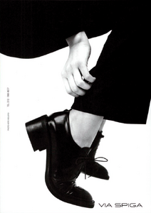 Bolofo_Via_Spiga_Fall_Winter_1998_99_05.thumb.png.28822433d6245f94da9fa389cf036d64.png