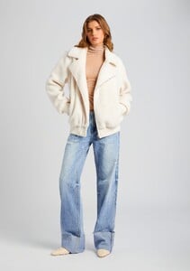 Ecommerce_Crop-23-09-28_CalebJacket_Ivory_2111_ECOMM.jpg