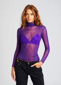 Ecommerce_Crop-23-09-28_PiperSweater_ChristyJean_284_ECOMM_d61b99ab-b526-4d23-84b1-805f380456ec.jpg