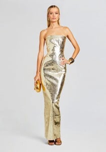 Ecommerce_Crop-23-10-18_LAVONNEDRESS_GOLD__0184_ECOMM.jpg