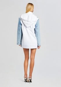 Ecommerce_Crop-23-10-18_LAWRENCEBLAZER_TIDAL__1306_ECOMM.jpg