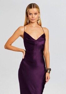 Ecommerce_Crop-23-10-18_MASSIMODRESS_EGGPLANT__1019_ECOMM.jpg