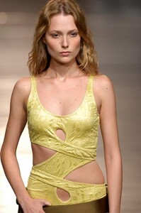 Ives f03fauseHaten-SPFW.jpg