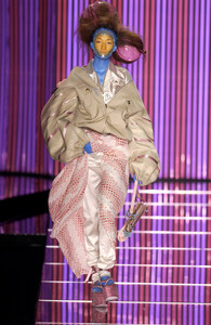 John-Galliano-Spring-2003-Y2-OUlg-In-R8wx.jpg