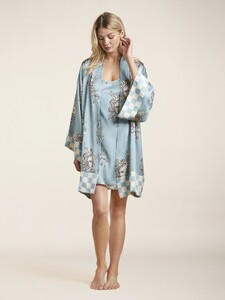 Kimono+Blue+Medusa+6.jpg