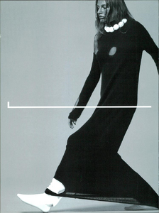 Klein_Vogue_Italia_October_1998_01.thumb.png.b9586c02f79aab1bf0c948aa883685d3.png