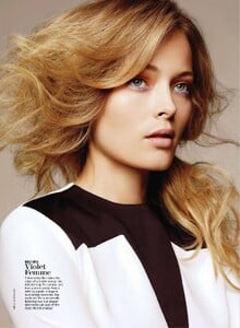 Marie Claire US (October 2010) - True Colors - 004.jpg