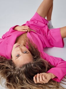 Olivia Vinten EWCOVER_127029_0.jpg