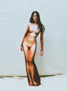 Peng-Chang-by-Kuo-Huan-Kao-for-Vogue-Taiwan-August-2022-5.thumb.webp.039022dc3c08a67bb82b044267a9a713.webp