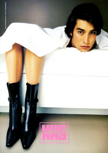Richardson_Heroes_Cesare_Paciotti_Fall_Winter_1998_99_01.thumb.png.f1e087dc0832209e45bc4d552190f23a.png