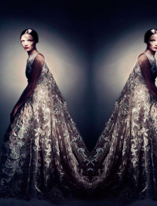 Roversi_Vogue_Italia_March_2012_Couture_Supplement_Cover_02.thumb.png.e0f292ec3611eb94a40b857a32b49f0c.png