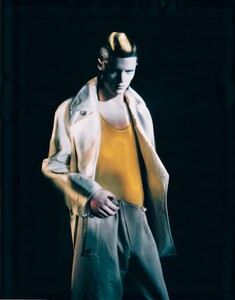 SS_20_FASHION_43.thumb.jpg.b20b2e72585676b1b9c90774f3ddb13a.jpg